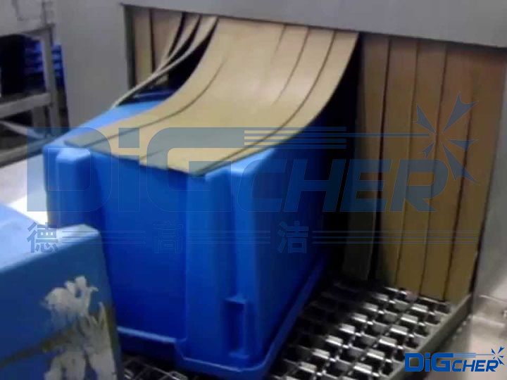 PT-6 2S2S通過（guò）式塑料（liào）箱清洗線