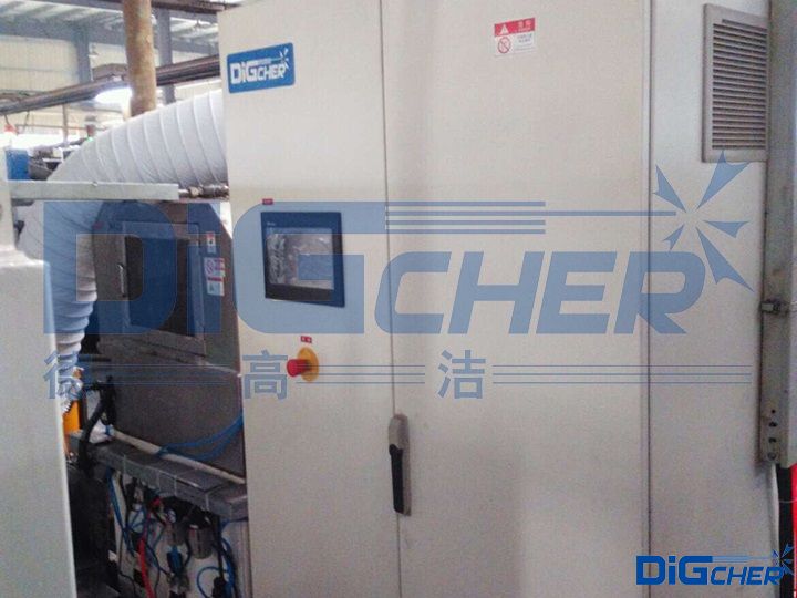 數控高壓水去毛刺機電氣控（kòng）製部分