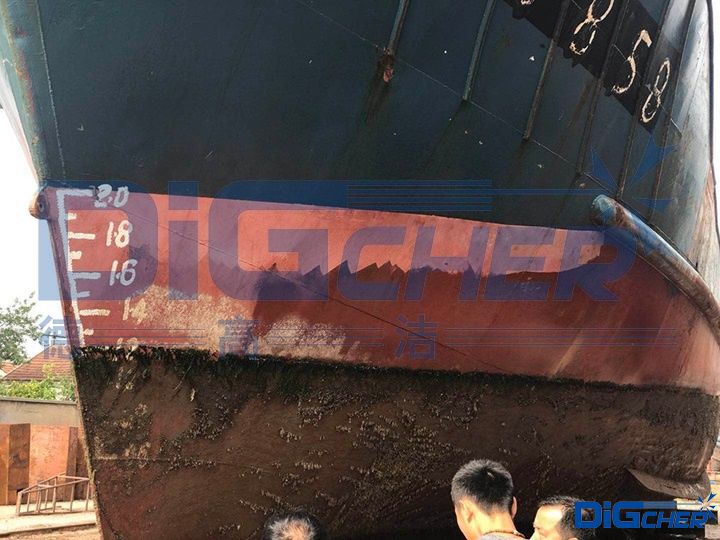 待整修的（de）船舶