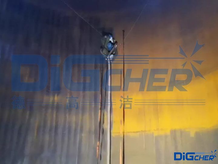 油（yóu）罐內壁除鏽