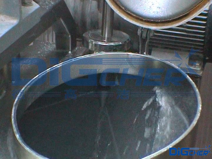 不鏽鋼反應釜清洗