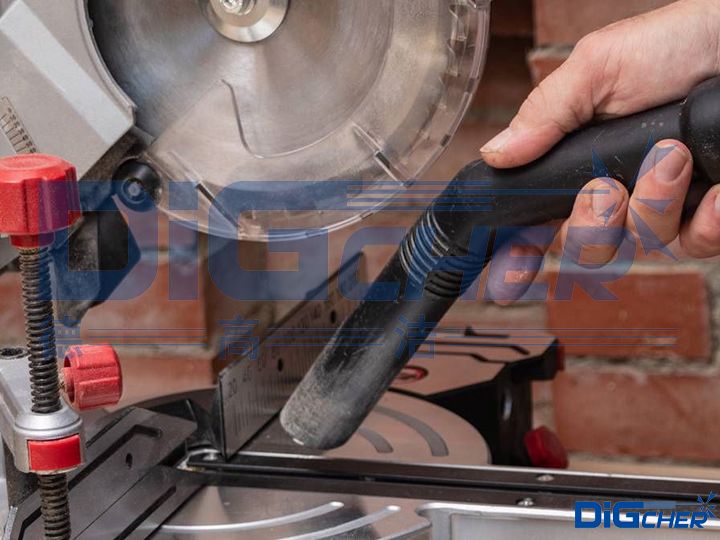 德（dé）高潔工業吸塵器在（zài）機（jī）械製造業的應用