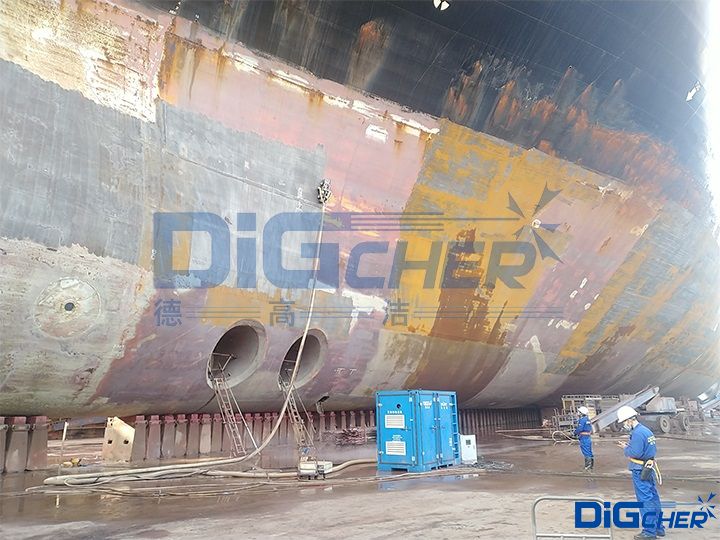 CR4D船舶除鏽爬壁機器人弧麵作業