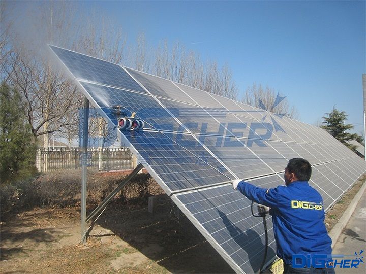 高壓水清洗太陽能（néng）電池板