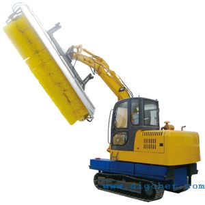 太陽能（néng）光伏發電站清潔設備-SOLAR-TC 3500太陽能電池（chí）板清洗車（chē）