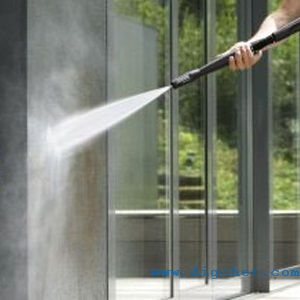 機械設備表麵高（gāo）壓清洗機_建築物外牆高壓（yā）清洗機