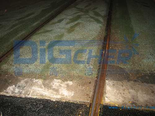 軌道槽（cáo）清洗後