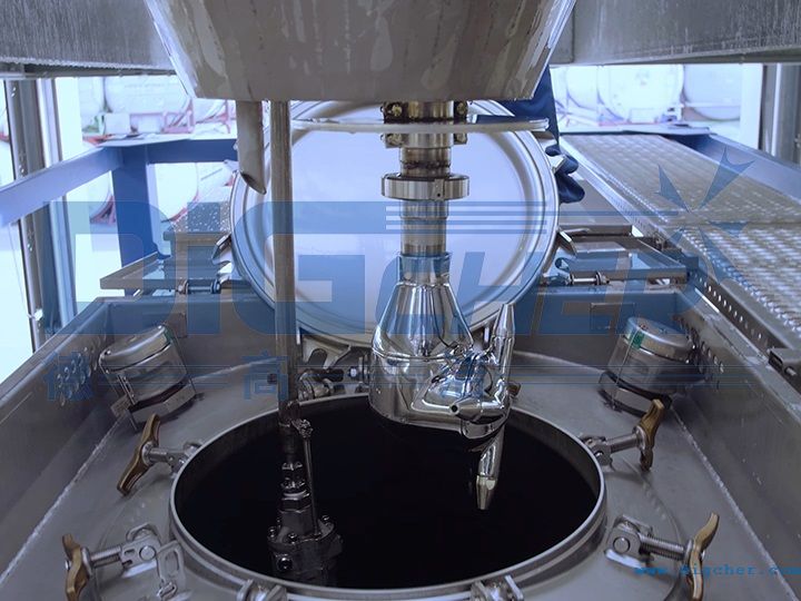 高壓清（qīng）洗機清洗油罐