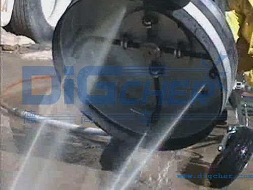 超高壓平麵清洗器工作狀態