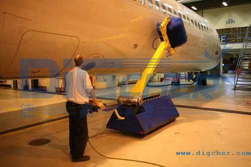 飛機（jī）側麵清洗（xǐ）機