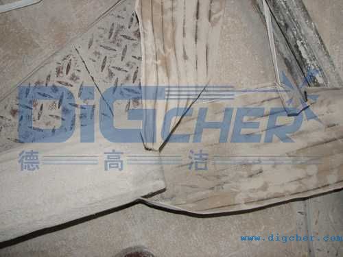 化學腐（fǔ）蝕導致濾袋破損